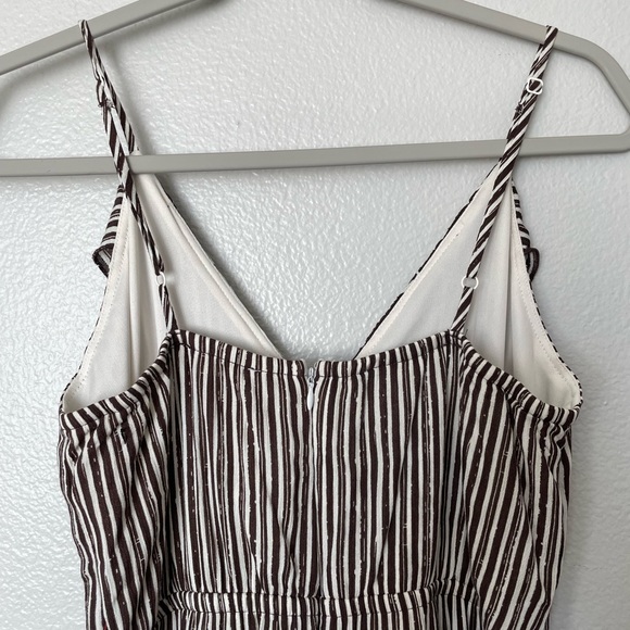 NWT Olivia Grey Striped Ruffle Bodice Adjustable Straps Maxi Dress Size Small - Picture 8 of 9